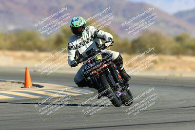 media/Jan-09-2022-SoCal Trackdays (Sun) [[2b1fec8404]]/Turn 14 (10am)/